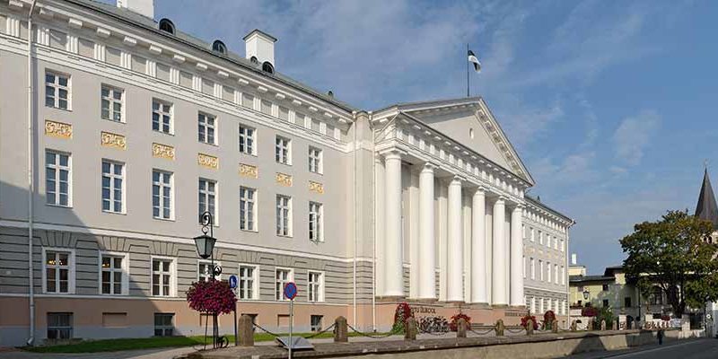 Tartu_Ülikooli_peahoone_2012