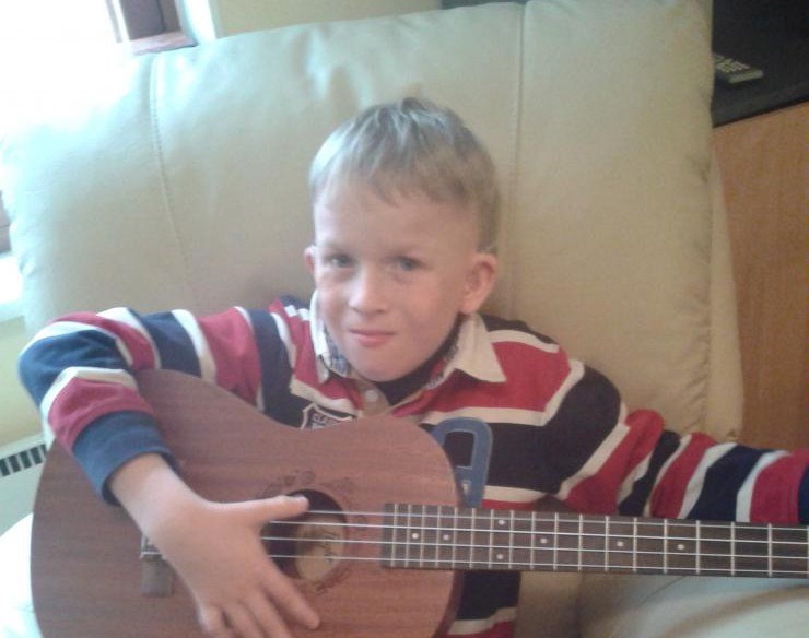 LASTEFOND! Lastefond toetab kõnepuudega poisi hipo- ja muusikateraapiat